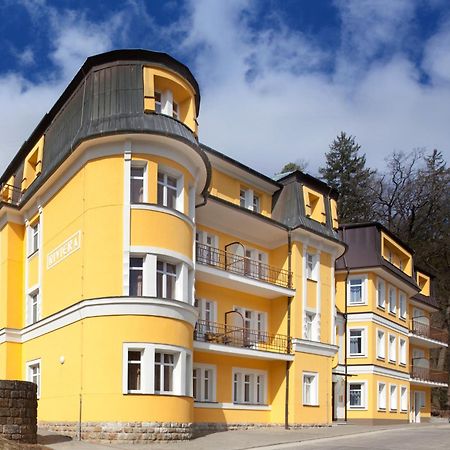 Hotel Riviera à Luhačovice Extérieur photo